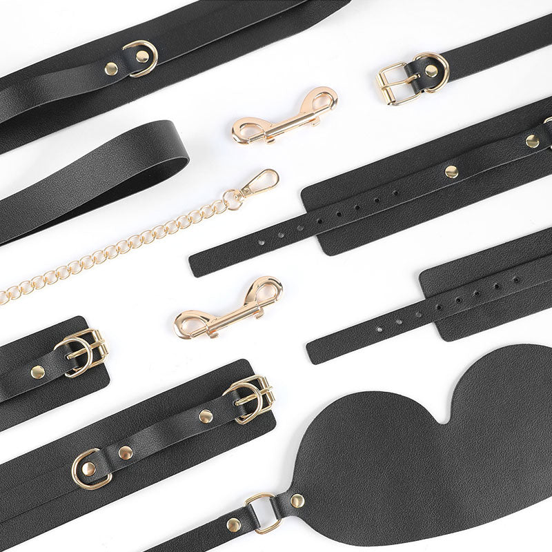 Wondebliss 7-piece bondage kit full set in red, including collar, cuffs, eye mask, mouth gag, whip and storage bag,black