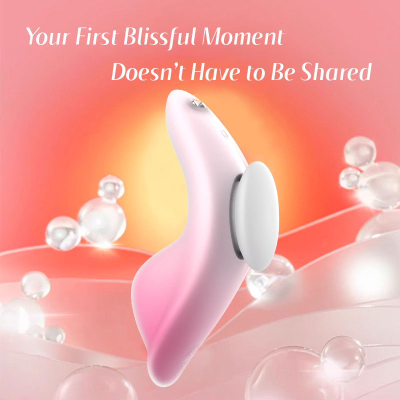 WONDEBLISS Elsa wearable vibrator soft silicone touch texture detail