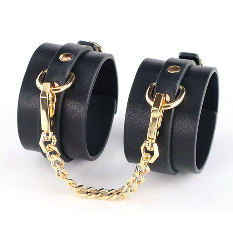 Wondebliss chain style faux leather handcuffs with metal chain link detail